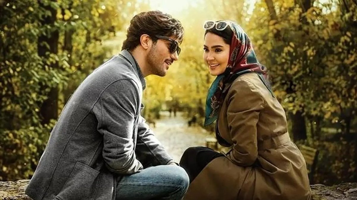 ستایش رجایی نیا، بازیگر نقش یلدا در سریال بدنام، پرتره سینمایی با نورپردازی گرم