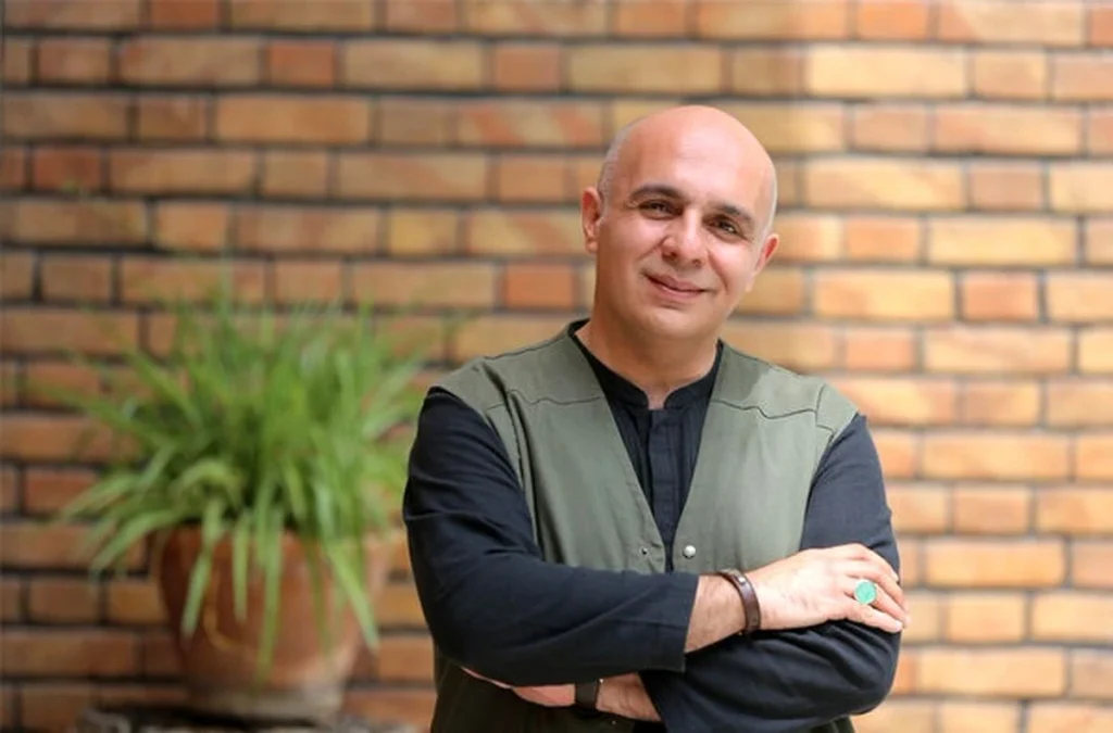 پیام دهکردی؛ از «شهریار» و «گاندو» تا نانوایی در لاهیجان و مبارزه با بیماری مغز استخوان - تصویر مقاله