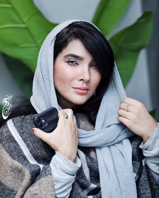 سارا رسول‌زاده؛ بیوگرافی، وضعیت تأهل و پاسخ به شایعات - تصویر ۶ - حاشیه‌ها