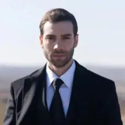 سریال «یتیمان» + بیوگرافی و اسامی بازیگران | داستان شش خواهر و برادری که در استانبول گم شدند - تصویر ۷