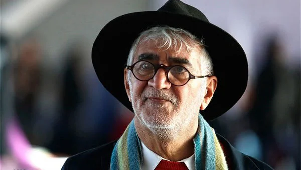 کامبوزیا پرتوی؛ چهره ماندگار سینمای کودک در سومین روز جشنواره فیلم کودک - تصویر شاخص