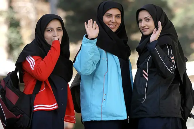 بازیگران سریال آسمان همیشه ابری نیست