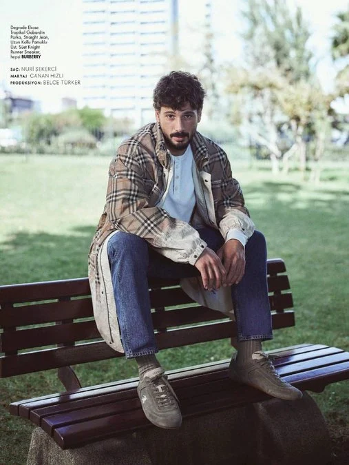 تصاویر تازه دنیزجان آکتاش برای مجله ELLE MAN منتشر شد - تصویر ۴ - حاشیه‌ها