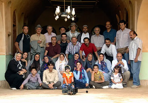 بازیگران فیلم یه حبه قند چه کسانی هستند؟ معرفی نقش‌ها و خلاصه داستان - تصویر ۳ - راهنمای تماشا